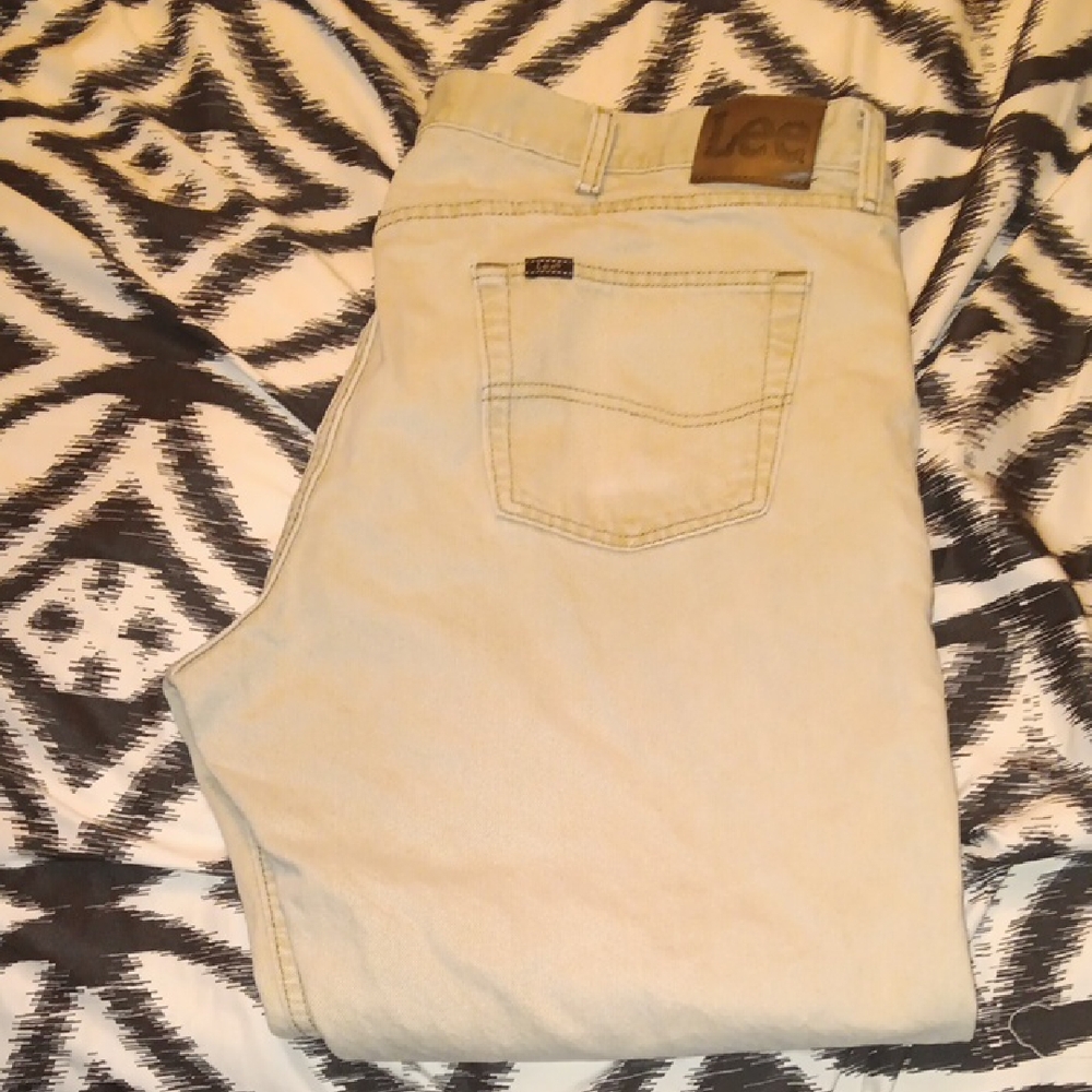 Vintage Cream Relaxed Jeans with Classic Denim Texture mens 42 x 30 100% cotton